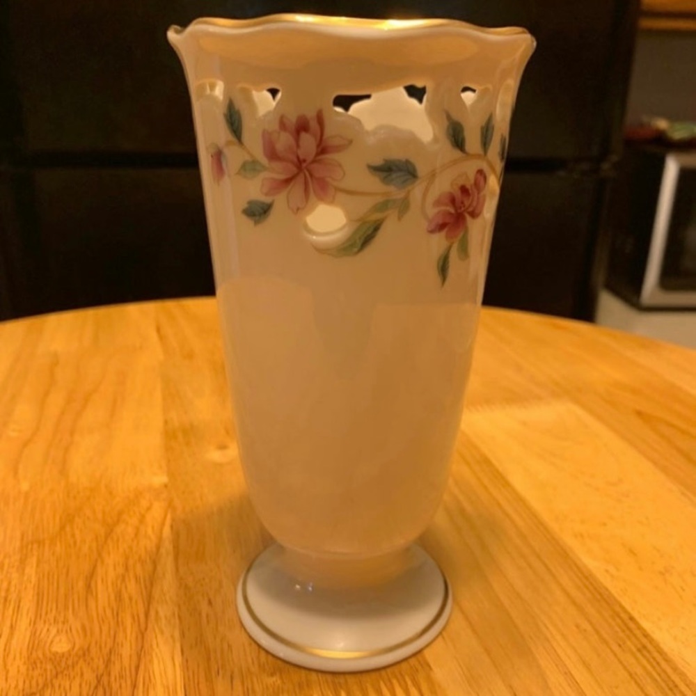 Lenox Pink Floral Barrington Collection Vase